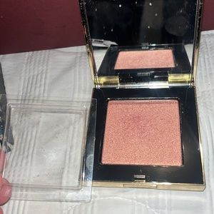 bobbi brown full size luxe gilded highlighter in "foiled 🌸 petal".